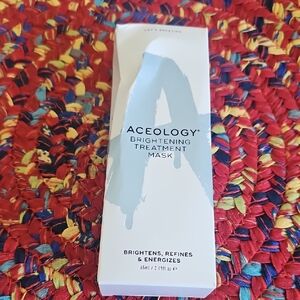 Aceology Brightening Treatment Mask - White
